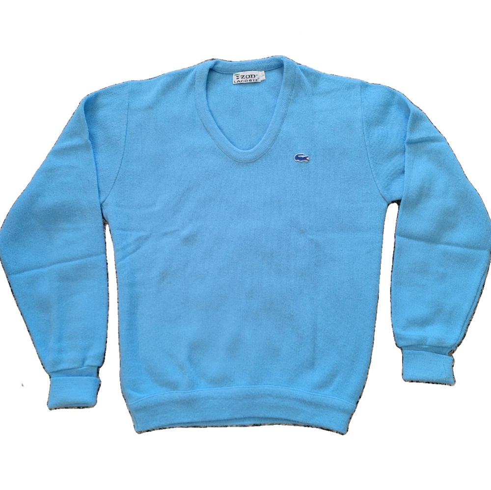 Vintage men's L v-neck Izod LaCoste baby blue sweater